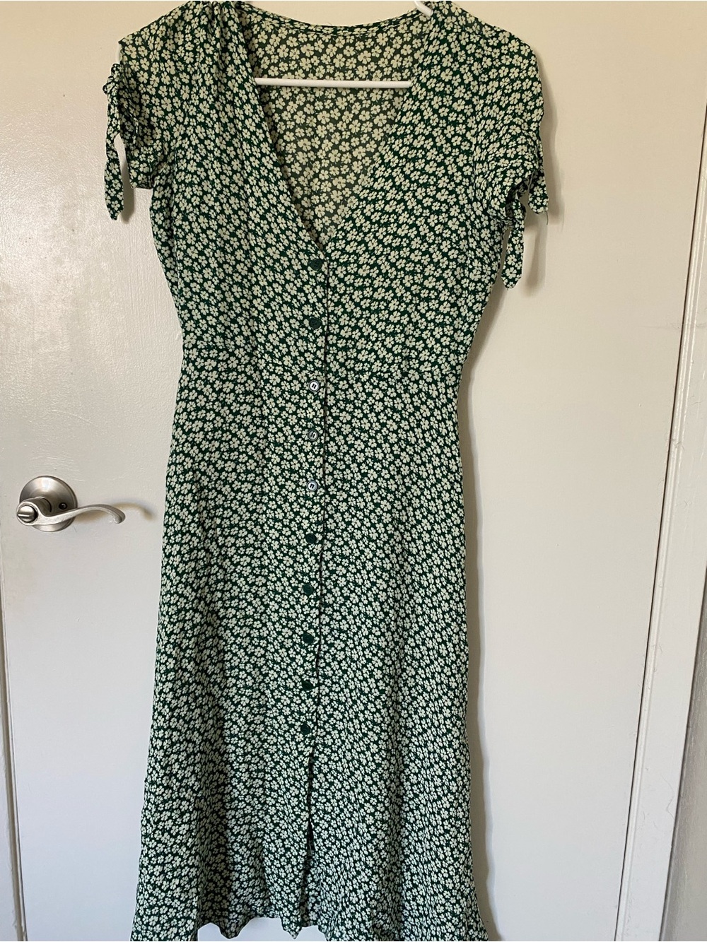 Reformation Green Floral Button-Front Midi Dress with Tie Sleeves